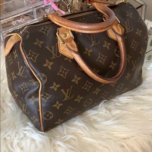 Louis Vuitton Speedy 25